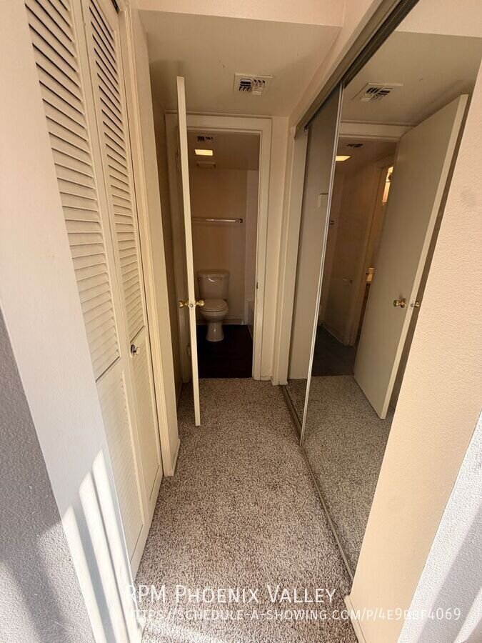 1x1 Near ASU w/ *MOVE IN SPECIAL* property image