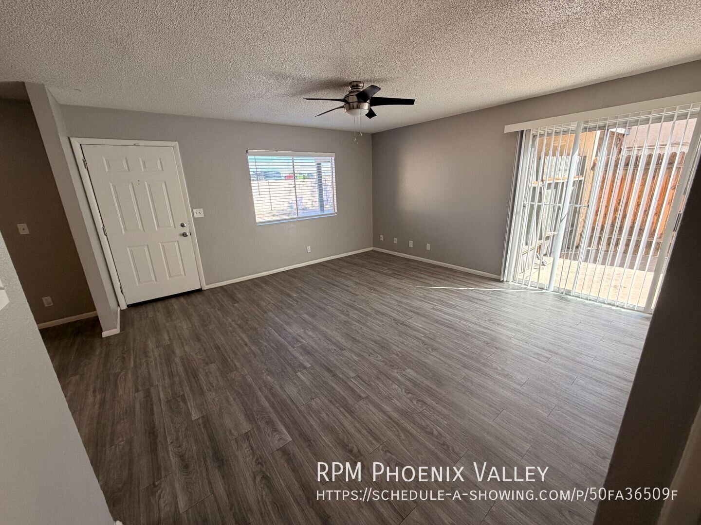 Updated Single Story 2x2 Glendale Unit With No Carpet property image
