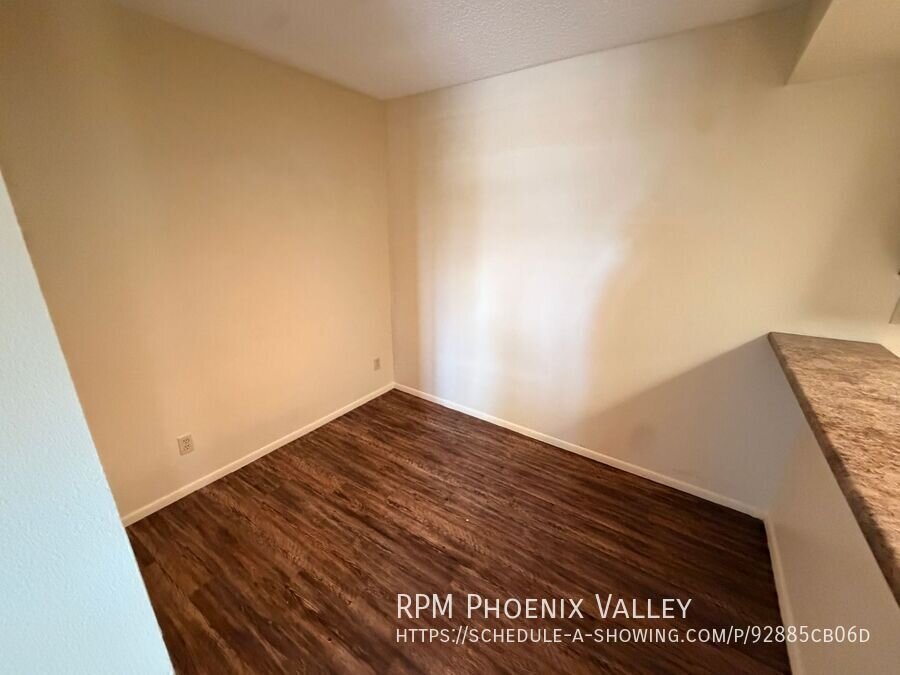 1 Bed/1 Bath 500 sq.ft. Near Tempe Marketplace and Light Rail - *MOVE IN SPECIAL* property image