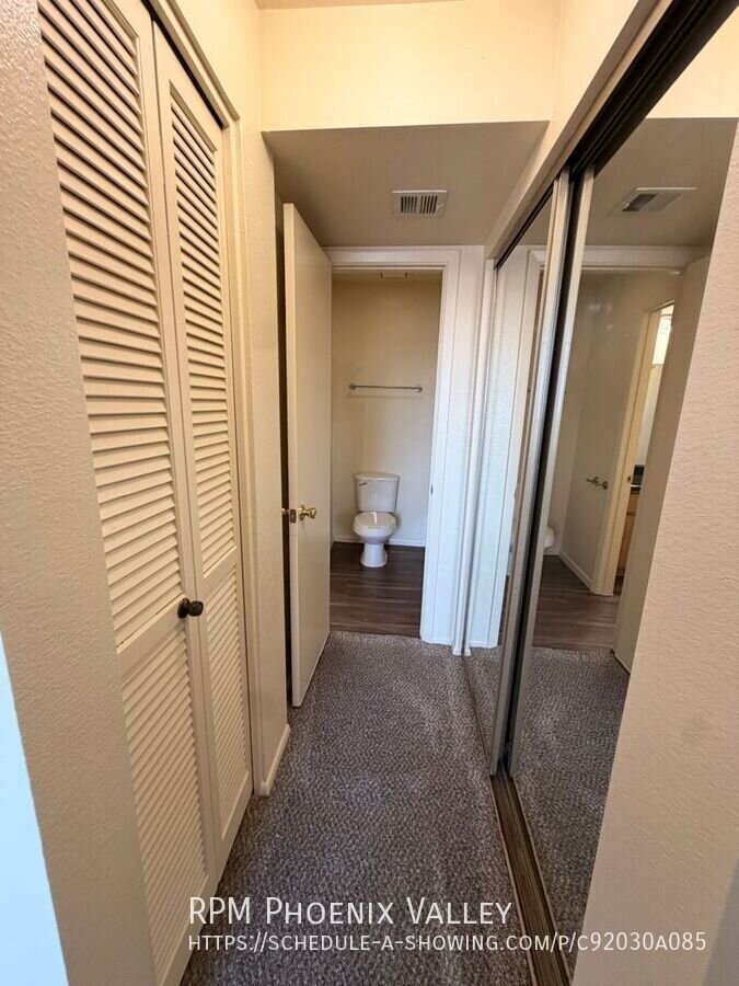 1x1 In Tempe w/ *MOVE IN SPECIAL* property image