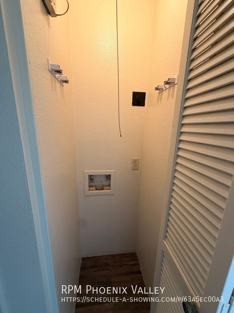 2 Bedroom/2 Bathroom Near ASU and Light Rail, *MOVE IN SPECIAL* property image