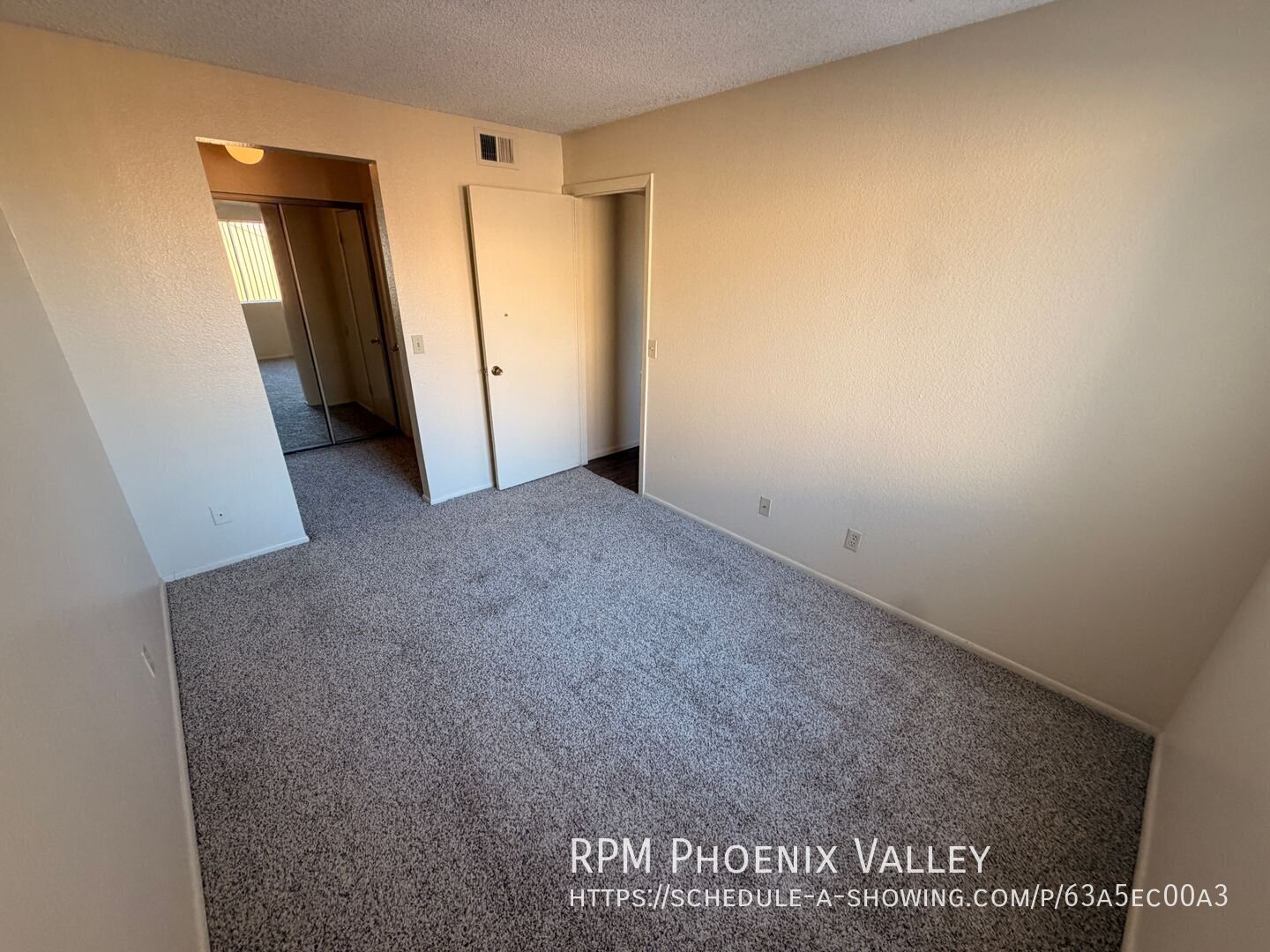 2 Bedroom/2 Bathroom Near ASU and Light Rail, *MOVE IN SPECIAL* property image