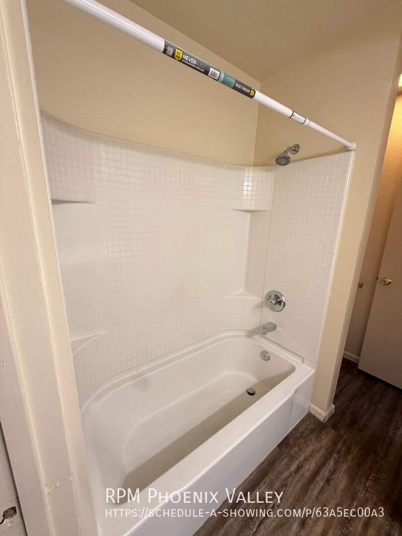 2 Bedroom/2 Bathroom Near ASU and Light Rail, *MOVE IN SPECIAL* property image