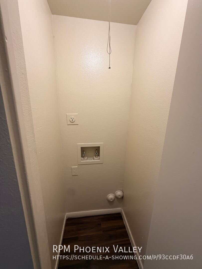 1 Bedroom 1 Bathroom 500 sq.ft. Near Tempe Marketplace and Light Rail property image