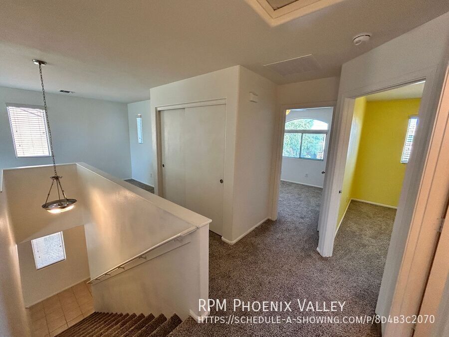 Spacious 3-Bedroom Home with Loft property image