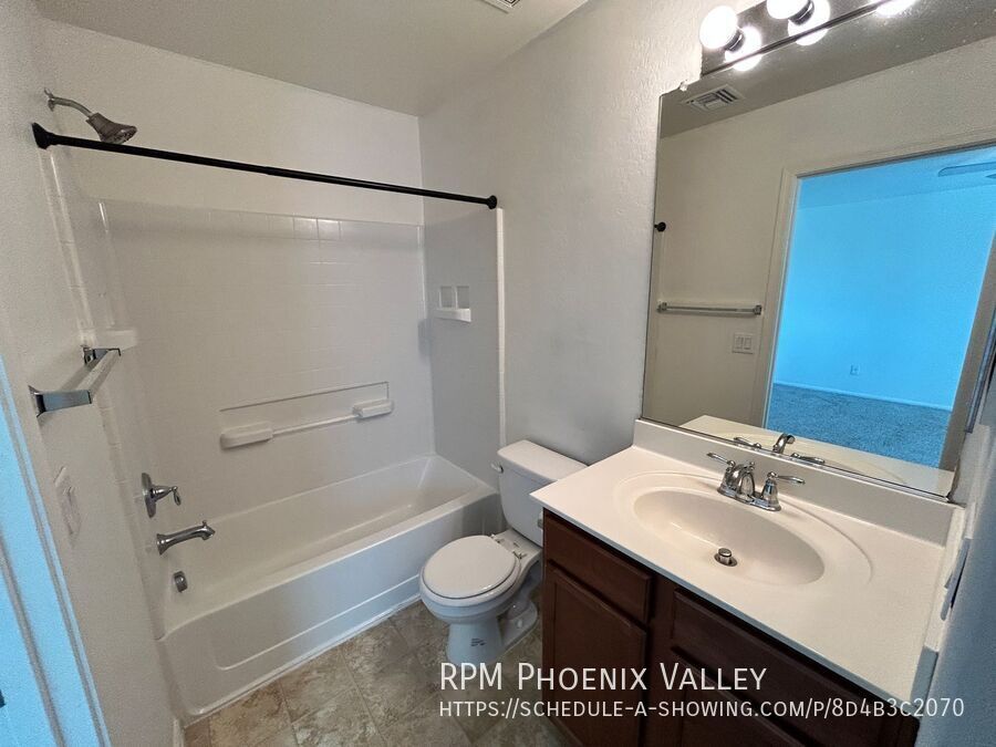 Spacious 3-Bedroom Home with Loft property image