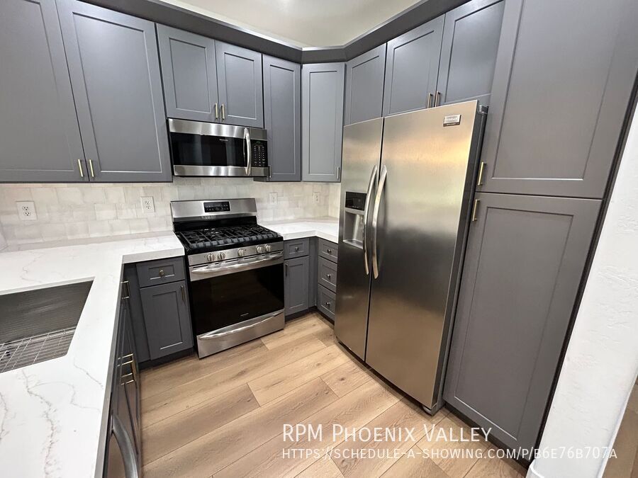 ✨ Absolutely Stunning Gated Condo ✨ property image