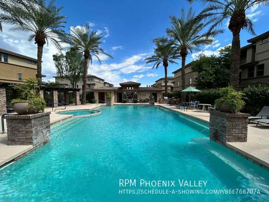 ✨ Absolutely Stunning Gated Condo ✨ property image