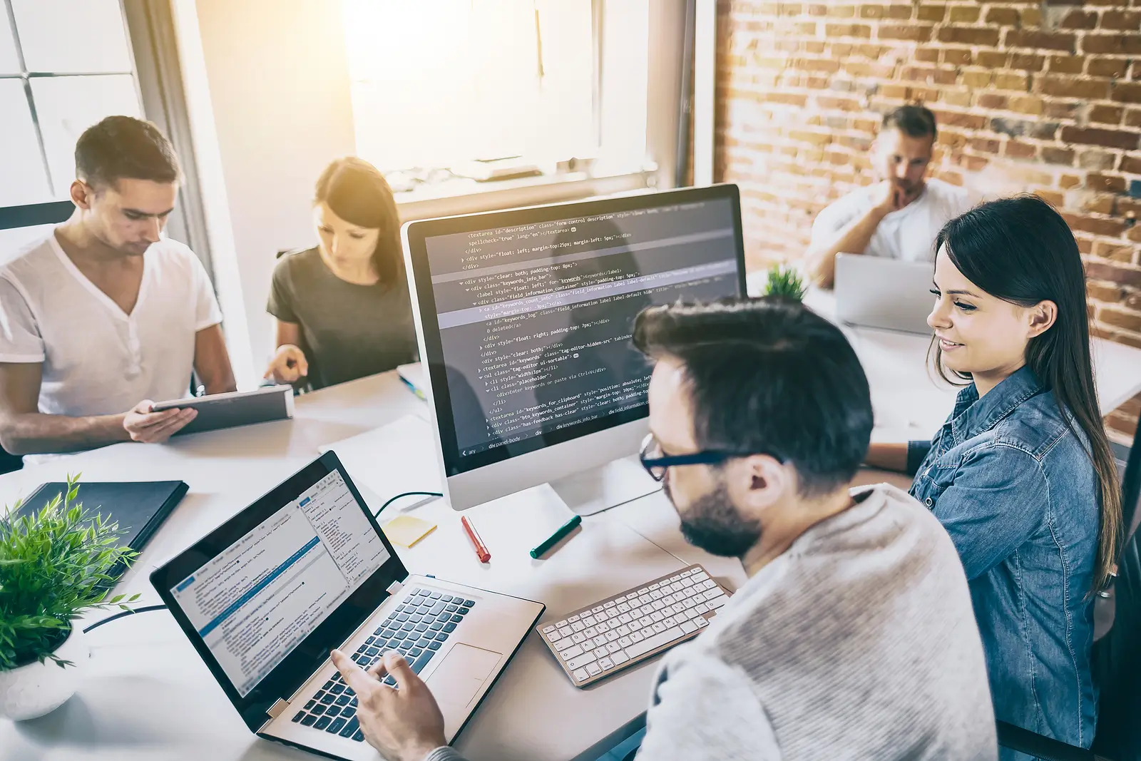 How Phoenix Landlords Can Cut Rental Management Costs with Property Technology
