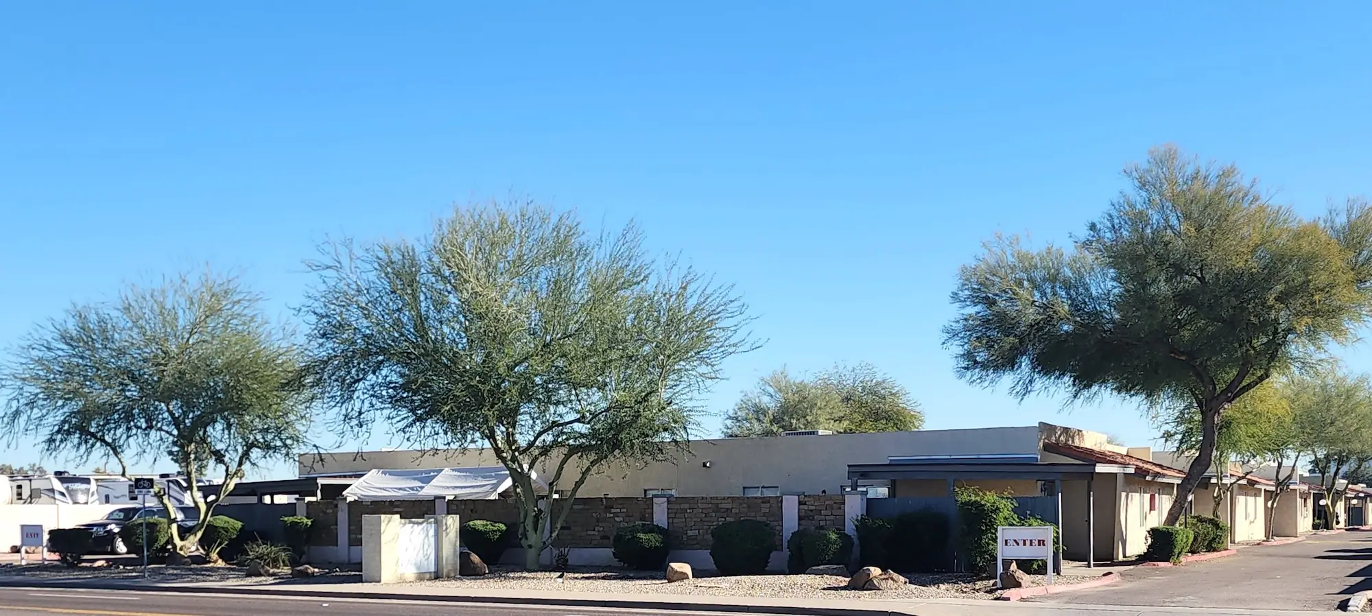 Glendale Groves Banner 2